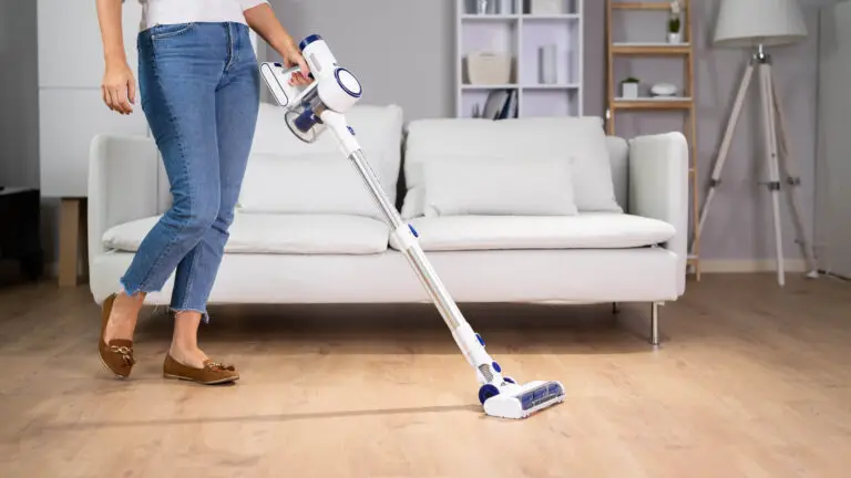 What are the Disadvantages of a Cordless Vacuum Cleaner